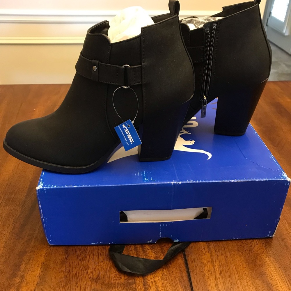 Black Ankle Boots